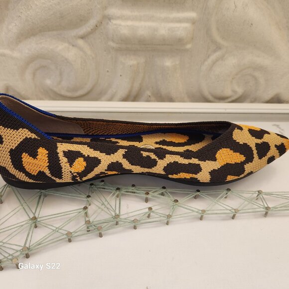 Rothy's Big Cat "The Point" Flats. NWT. - Picture 4 of 10